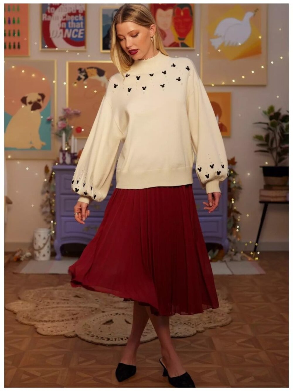 Disney Her Universe NWT Mickey Mouse Pearl Balloon Sleeve Sweater Size Small - Picture 2 of 10